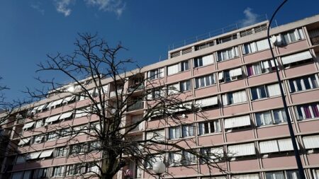 Hauts-de-Seine: un imam et un prêtre appelés pour exorciser un immeuble, à Fontenay-aux-Roses