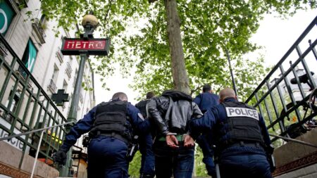 31 17: le « bon réflexe » pour signaler les agressions dans les transports en Île-de-France