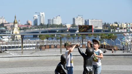 Pour Kiev, le tourisme sera « crucial » pour relancer le pays après la guerre