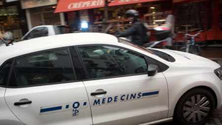 Retraites: un homme ayant dégradé à Paris la voiture de SOS Médecins condamné à un an de prison ferme