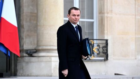 Retraites: Olivier Dussopt ferme la porte aux sénateurs LR sur les régimes spéciaux