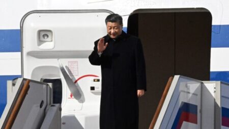 Xi Jinping se voit nouveau Superman