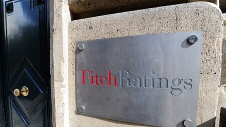 Fitch place la note AAA des États-Unis sous surveillance en vue d’une possible baisse