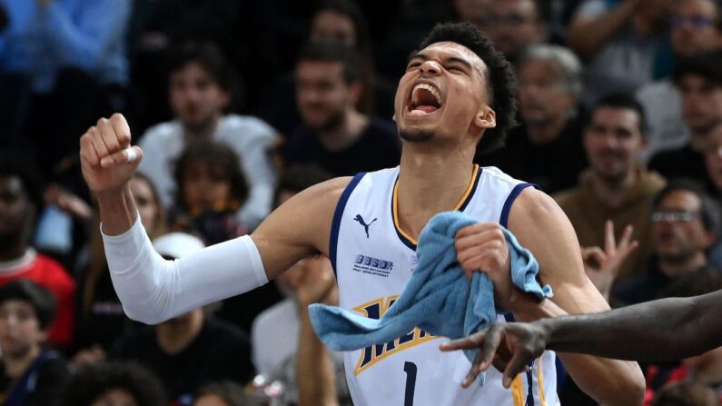 Victor Wembanyama dans les pas de Tony Parker: le prodige français fera certainement ses grands débuts en NBA aux San Antonio Spurs, qui ont hérité du premier choix lors de la loterie de la draft.(Photo by FRANCK FIFE/AFP via Getty Images)