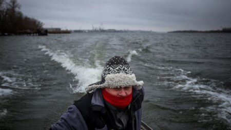 L’Ukraine accuse la Russie d’avoir détruit le barrage pour freiner son offensive