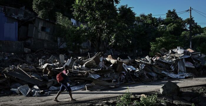 À Mayotte, Après La Destruction Des Bidonvilles, Les Familles S ...