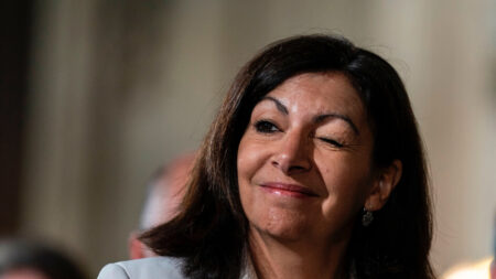 Anne Hidalgo augmente la taxe foncière de… 52% : une promesse électorale trahie