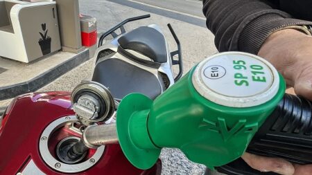 Carburant à «prix coûtant»: une baisse d’«un à deux euros» par plein selon la grande distribution