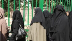 Débat en Égypte après l’interdiction du niqab à l’école