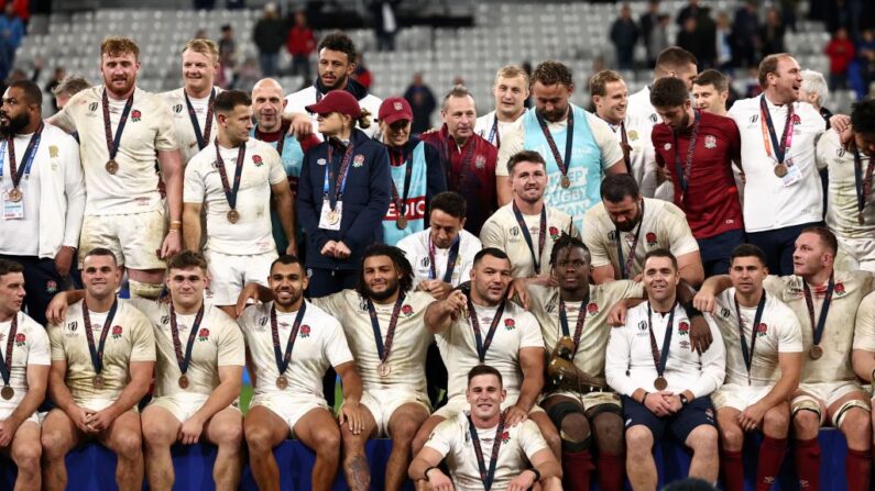 L'Angleterre s'adjuge la troisième place de la Coupe du monde de rugby grâce à son succès au bout du suspense sur l'Argentine (26-23) vendredi au Stade de France. (Photo : ANNE-CHRISTINE POUJOULAT/AFP via Getty Images)