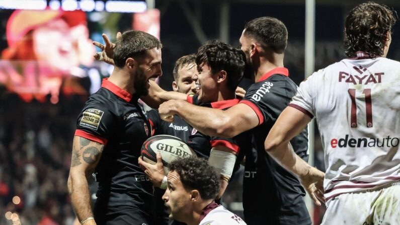 Le Stade toulousain, a repris le chemin du championnat, s'imposant de justesse (29-22) pour le compte de la 4e journée du Top 14, face à l'Union Bègles-Bordeaux (UBB) (Photo : CHARLY TRIBALLEAU/AFP via Getty Images)