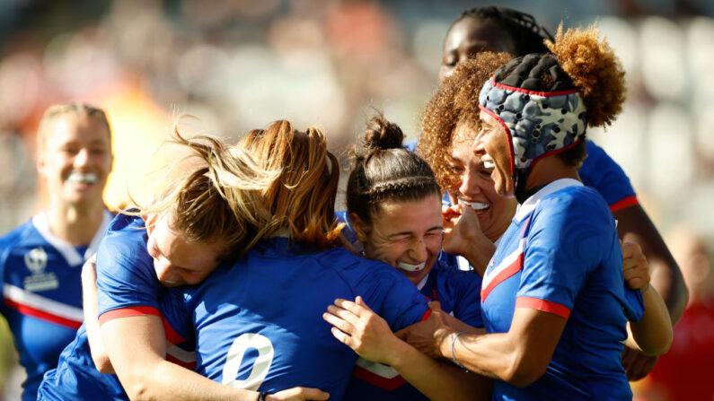 Le XV de France féminin s'est imposé 18-17 face à la Nouvelle-Zélande samedi à Wellington lors du WXV. (Photo : Greg Bowker/Getty Images)