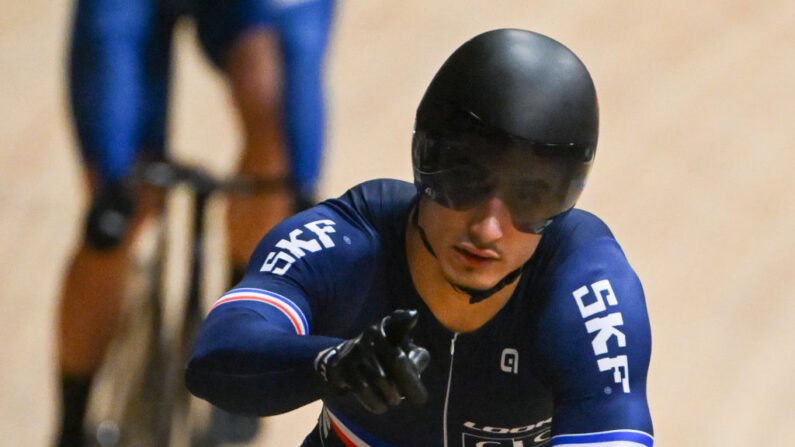 Rayan Helal a conservé son titre de champion de France de cyclisme sur piste en vitesse individuelle. (Photo : SEBASTIEN BOZON/AFP via Getty Images)