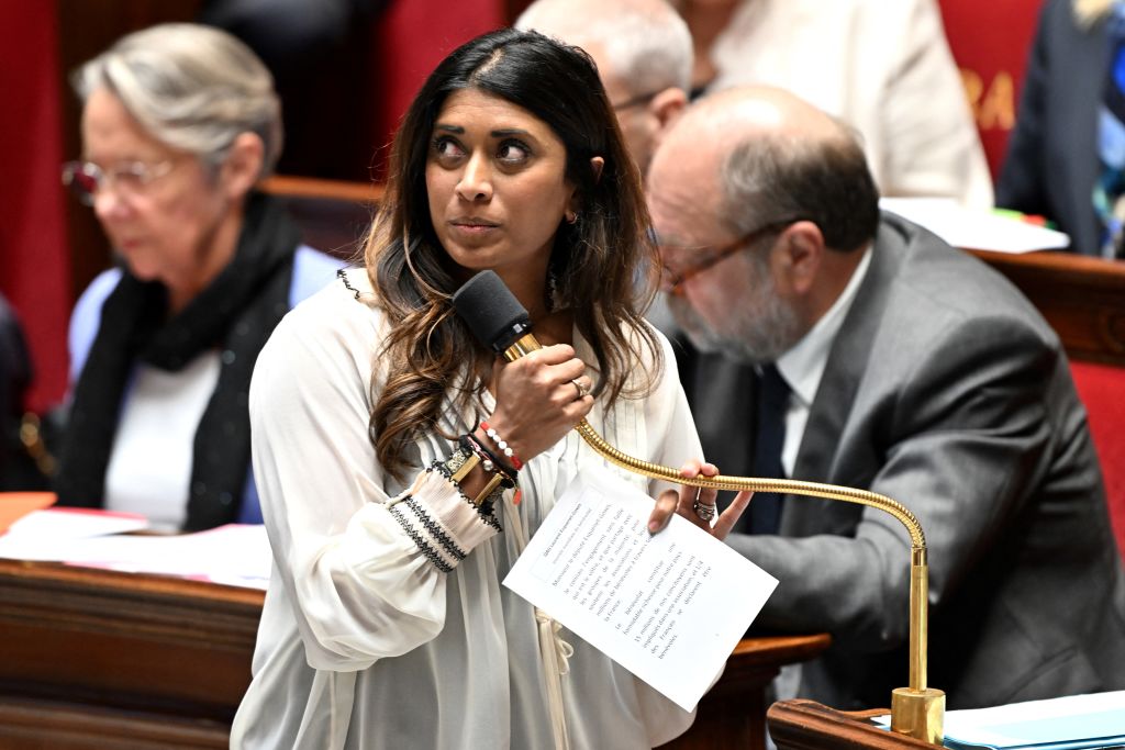 Remaniement: Prisca Thevenot Nouvelle Porte-parole Du Gouvernement