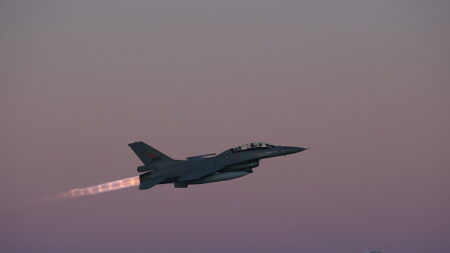 La livraison à l’Ukraine de F-16 par le Danemark «au deuxième trimestre 2024»
