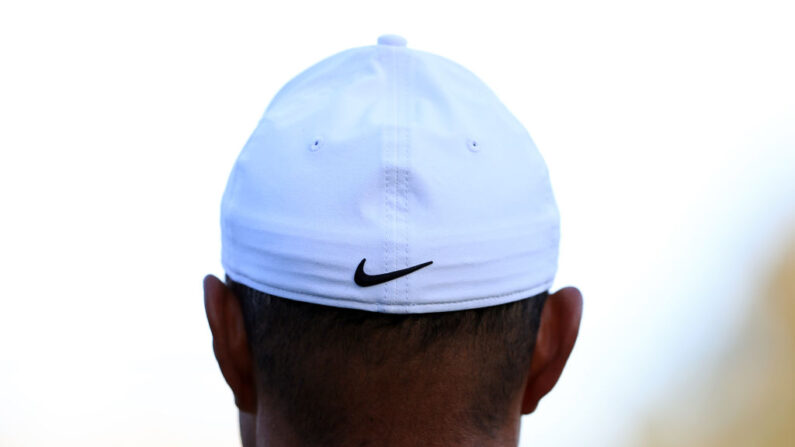 Tiger Woods a annoncé la fin de son partenariat avec l'équipementier sportif Nike, qui l'accompagnait depuis  plus de 27 ans. (Photo : Chris Trotman/Getty Images)