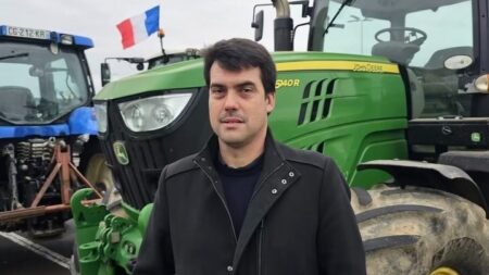 Manifestations des agriculteurs :  « La France et l’Union européenne sont des bateaux sans capitaine », affirme Séverin Sergent