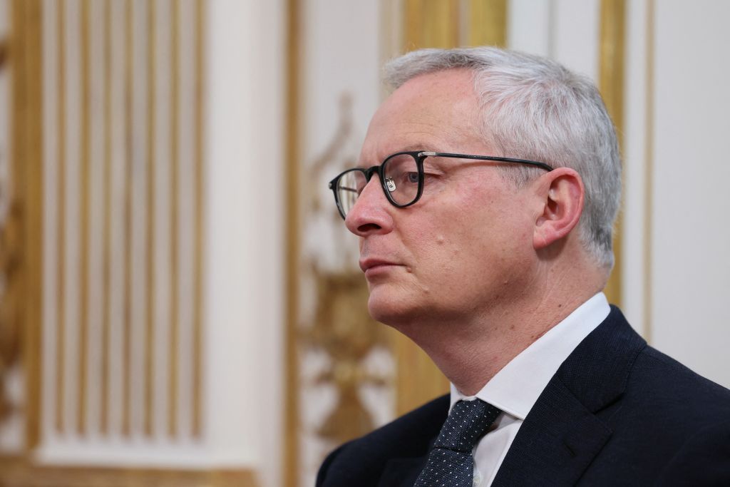 Bruno Le Maire ne va pas "quitter le pays" pour aller en Suisse, dément son cabinet