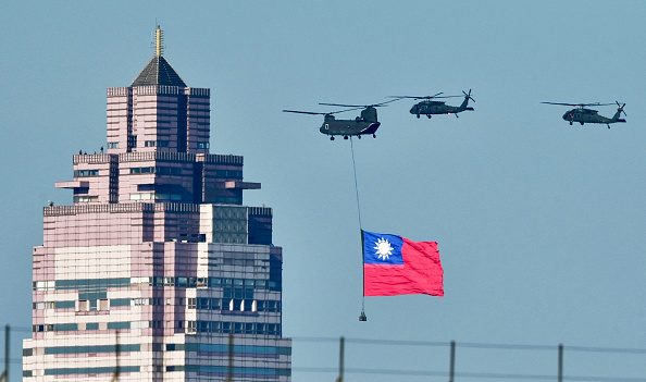 Taïwan : record de 66 avions militaires chinois détectés autour de l’île en une seule journée
