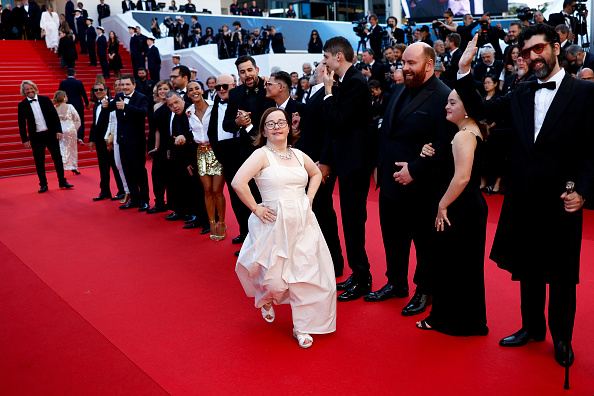 L'actrice française Marie Colin, membre du film "Un p'tit truc en plus", réalisé par Artus. Cannes, le 22 mai 2024. (SAMEER AL-DOUMY/AFP via Getty Images)