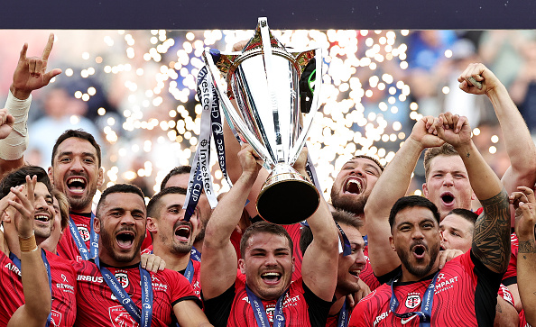 Antoine Dupont et ses coéquipiers du Stade Toulousain ont décroché leur sixième titre européen. le 24 mai 2024 à Londres.  (Photo David Rogers/Getty Images)