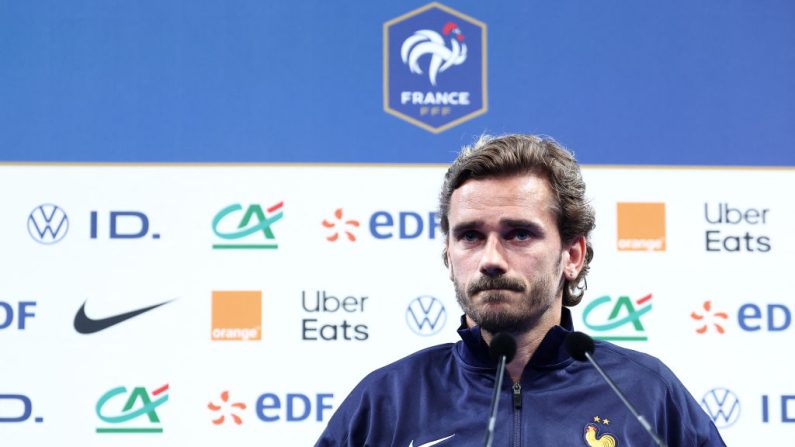 Antoine Griezmann ne devrait pas disputer les Jeux olympiques après l'Euro-2024 avec l'équipe de France, son club l'Atlético de Madrid n'étant "pas trop pour", a dit le vice-capitaine des Bleus jeudi. (Photo : FRANCK FIFE/AFP via Getty Images)