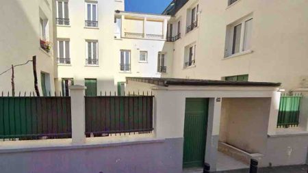 Prostitution transgenre dans une maison close à Saint-Ouen : huit personnes jugées lundi