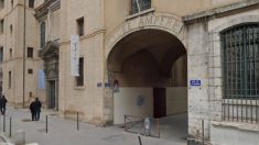 Lyon : un proviseur placé sous protection après avoir été menacé de mort par deux élèves, via Internet
