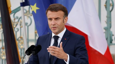 Emmanuel Macron s’exprimera sur les enjeux européens et internationaux jeudi à 20h sur TF1 et France 2