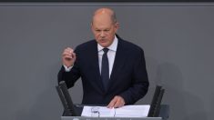 Vers une expulsion des auteurs de crimes « même s’ils viennent de Syrie ou d’Afghanistan », déclare le chancelier allemand