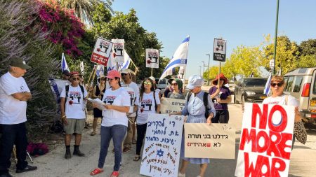 « Au début, cette guerre était juste, plus maintenant », lancent des parents de soldats israéliens