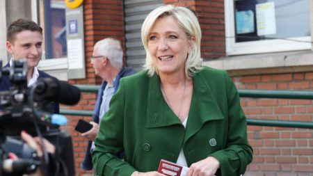 « Il n’a pas défendu les intérêts de la France », Marine Le Pen contre la reconduction de Thierry Breton comme commissaire européen