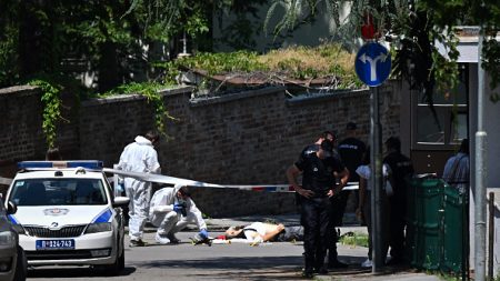 Serbie : attaque « terroriste » devant l’ambassade israélienne, un policier blessé