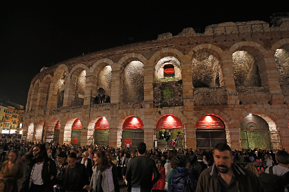Les arènes de Vérone où a eu lieu la célébration du chant lyrique italien. (Photo Andreas Rentz/Getty Images for Intimissimi)