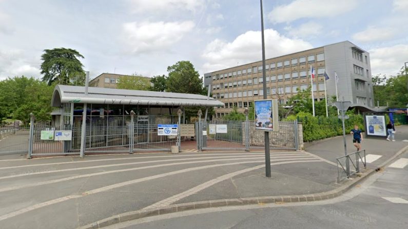 Lycée Grandmont à Tours - Google maps