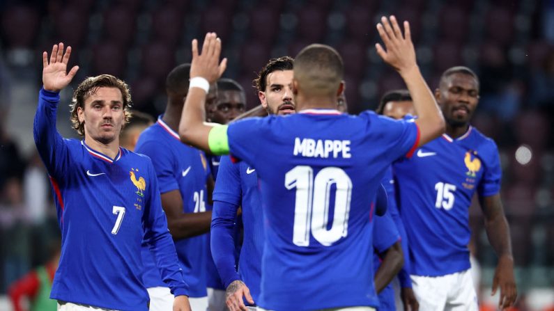 Portée par son leader Kylian Mbappé, buteur et passeur, l'équipe de France a remporté le premier de ses deux matches de préparation pour l'Euro-2024 (14 juin - 14 juillet) contre le Luxembourg (3-0), mercredi à Metz. (Photo : FRANCK FIFE/AFP via Getty Images)