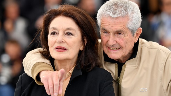 Anouk Aimée et le réalisateur Claude Lelouch assistent au photocall pour "Les Plus Belles Annees D'Une Vie" lors du 72e Festival de Cannes annuel, le 19 mai 2019. (Photo par Pascal Le Segretain/Getty Images)