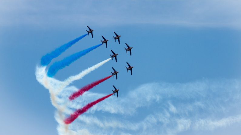 La Patrouille de France compte bien mettre des étoiles dans les yeux des visiteurs. (Photo : Sylvain DIDIER/Shutterstock)