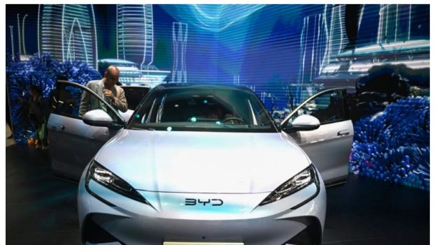 Les voitures électriques chinoises sont frappées en Europe par des droits de douane supplémentaires