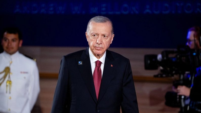 Le président turc Recep Tayyip Erdogan à son arrivée à la cérémonie de célébration du 75e anniversaire de l'OTAN à l'auditorium Andrew Mellon à Washington, le 9 juillet 2024. (Andrew Harnik/Getty Images)