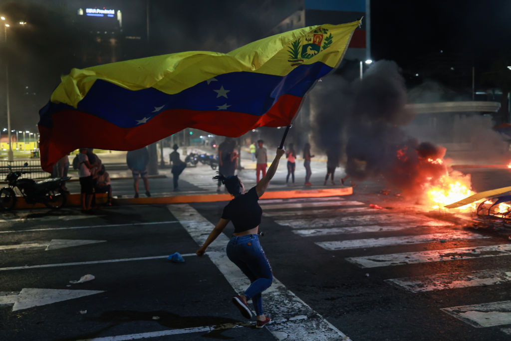 Des manifestations éclatent au Venezuela après des résultats électoraux contestés