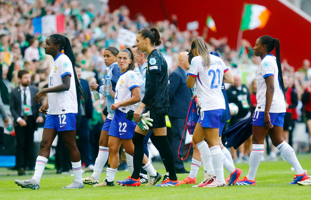 Foot : l'équipe de France féminine remaniée, s'incline face à l'Irlande