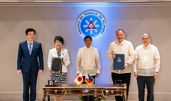 Philippines – Japon : signature d’un pacte de défense crucial