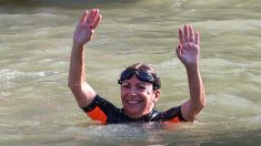 JO : Anne Hidalgo s’est baignée dans la Seine, « la promesse a été tenue ! »