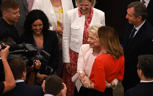 Réélection d'Ursula von der Leyen à la tête de la Commission européenne à l'issue de la session plénière du Parlement européen, le 18 juillet 2024 à Strasbourg.  (Johannes Simon/Getty Images)