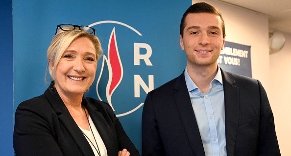Marine Le Pen et Jordan Bardella. (BERTRAND GUAY/AFP via Getty Images)