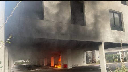 Synagogue de La Grande-Motte : Algérien « en situation régulière », hache, père de famille… ce que l’on sait de l’assaillant arrêté