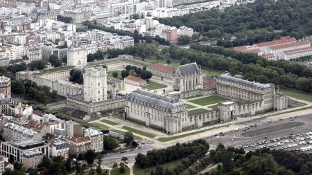 Fan-zone de Vincennes : des câbles de fibre optique sectionnés, un animal en est responsable