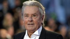 Une longue biographie d’Alain Delon paraîtra en septembre