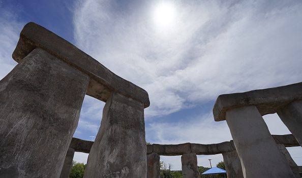 Préhistoire : la découverte de l’origine de la dalle de Stonehenge surprend les scientifiques